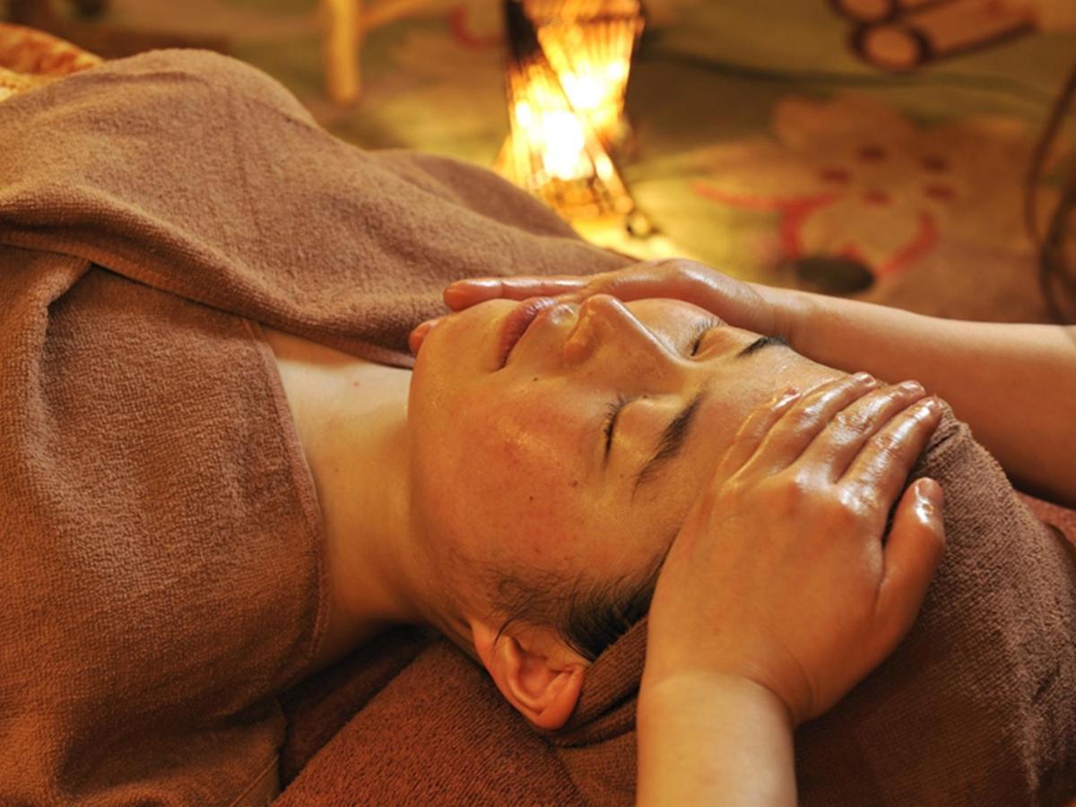 Ryugujo Spa Hotel Mikazuki Ryugutei 기사라즈 외부 사진
